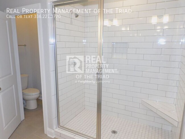 Building Photo - 6826 Magnolia Pk Ct