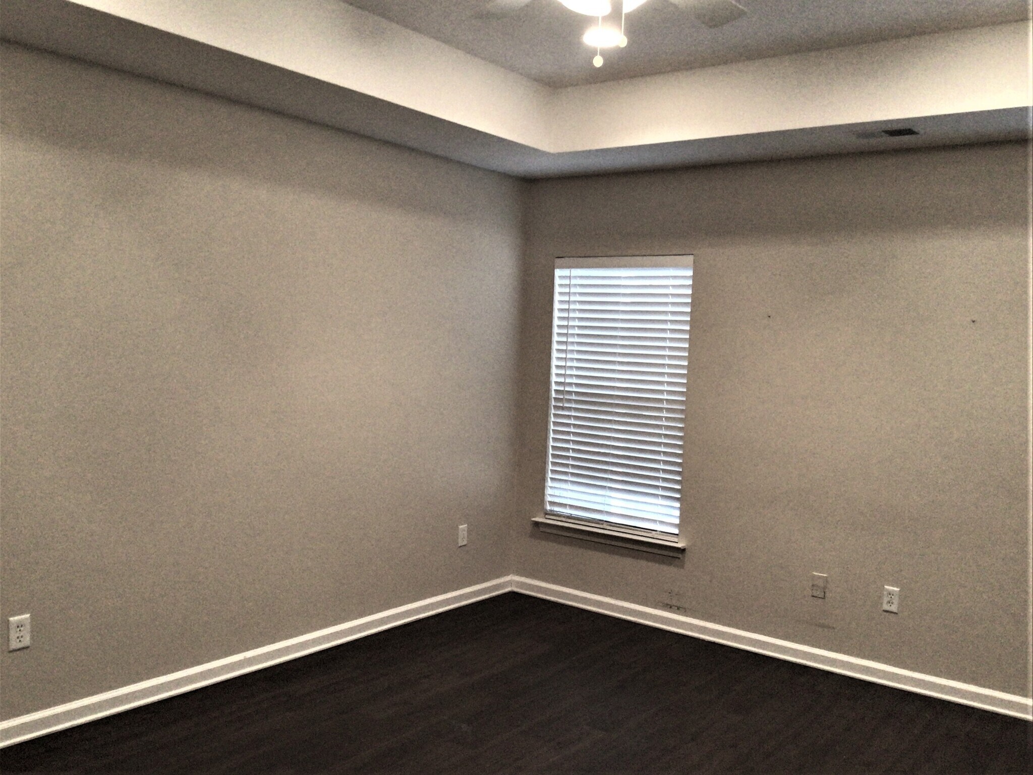 Building Photo - 9 Long Leaf Ct