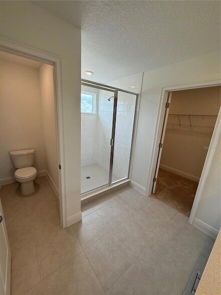 Building Photo - 2313 Broadbrook Dr