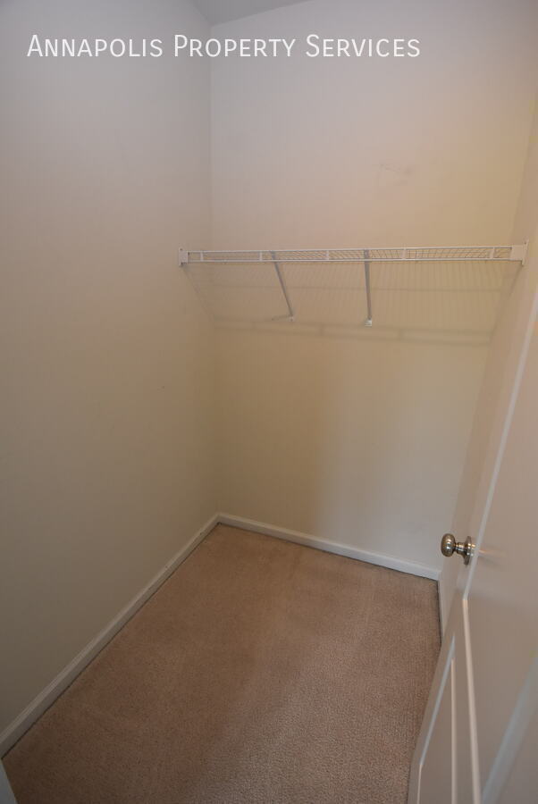 Building Photo - 2818 Etley Ct