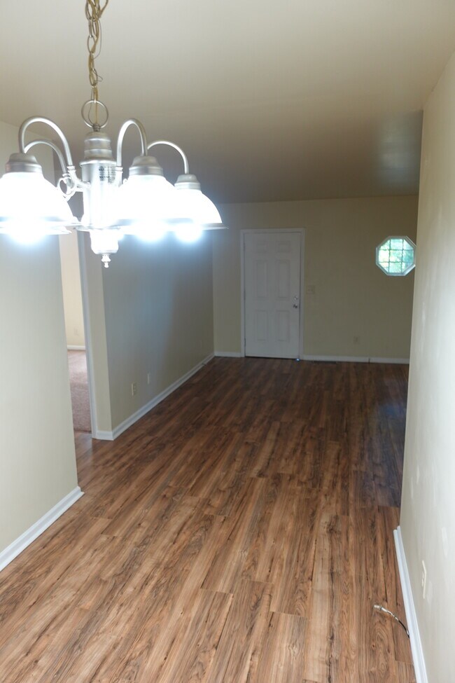 Dining View - 264 James Albert Johnson Ave