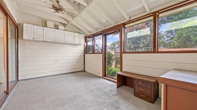 Building Photo - 14515 Wunderlich Dr