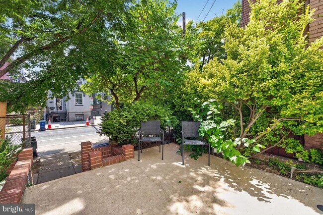 Building Photo - 1702 Florida Ave NW