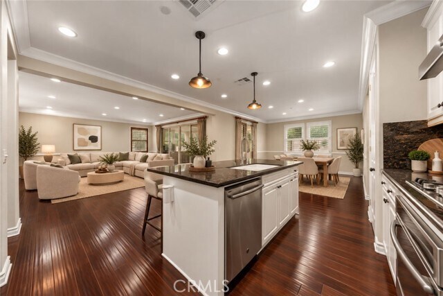Building Photo - 523 Desert Willow Rd