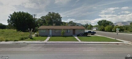 Building Photo - CS-South Main Street Duplex