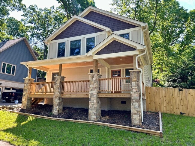 Building Photo - East AVL - 2022 Craftsman Custom Build