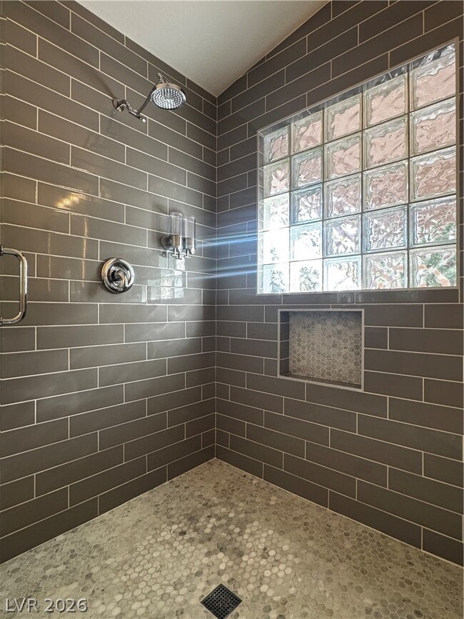 Building Photo - 956 Puerta Del Sol Dr