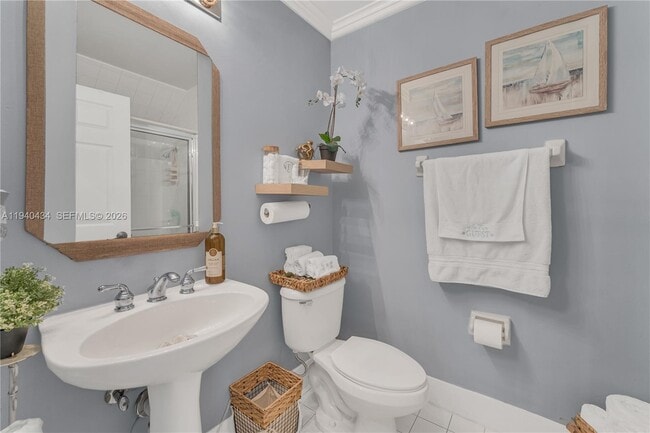 Building Photo - 19500 SW 39th Ct