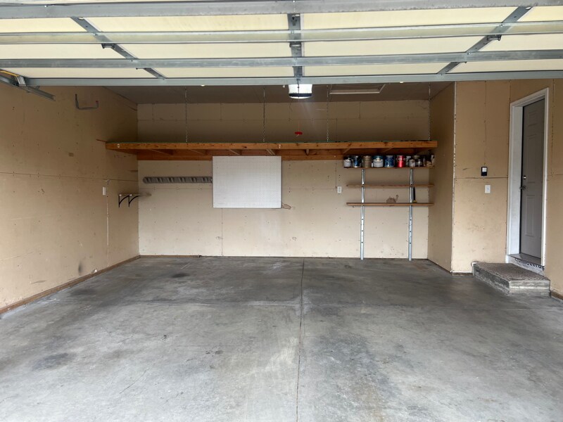 Building Photo - 5211 Castleview Dr NW