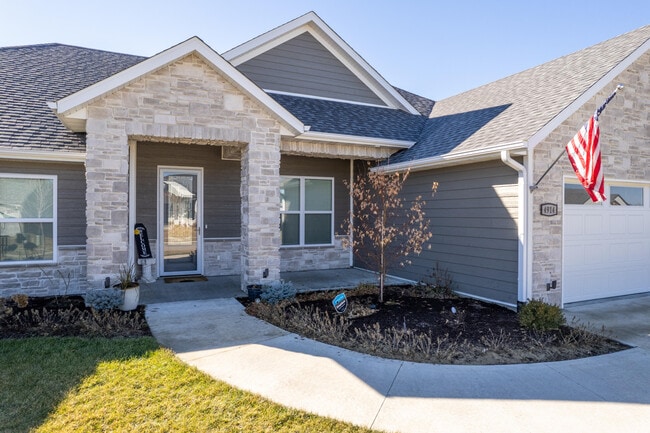 Building Photo - 4914 Glide Cv