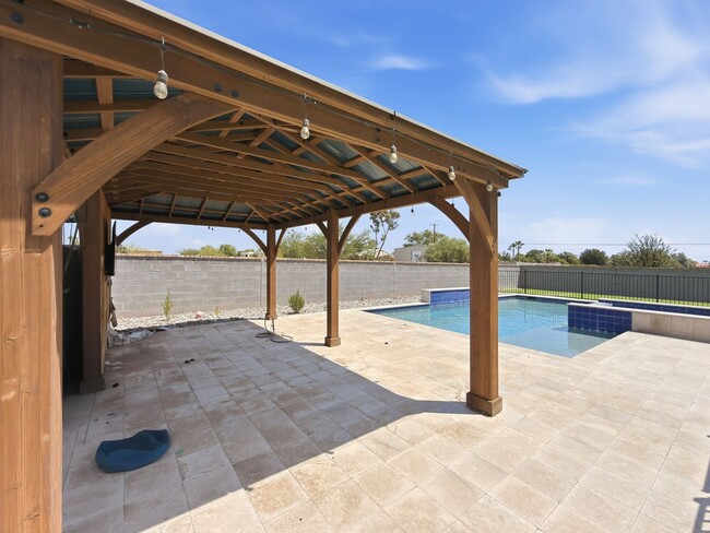 Building Photo - Luxury SMART HOME For Rent!