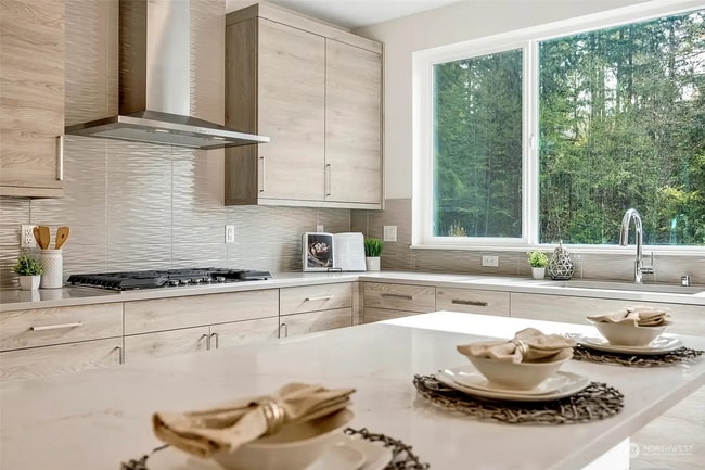 Building Photo - 17347 90th Dr NE