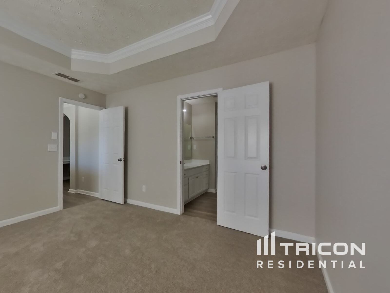 Building Photo - 6844 Bridgewood Dr