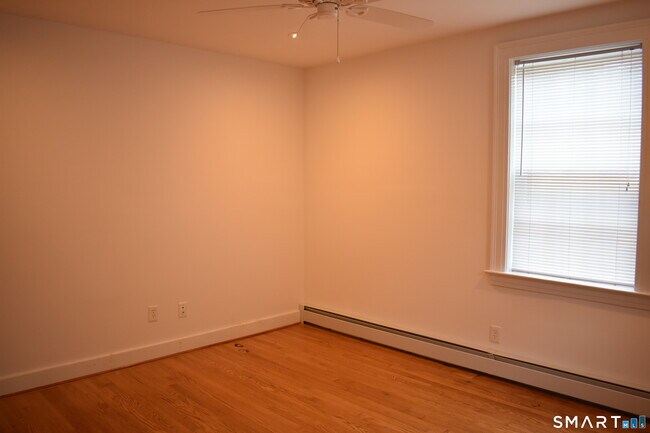 Building Photo - 151 Cold Spring St