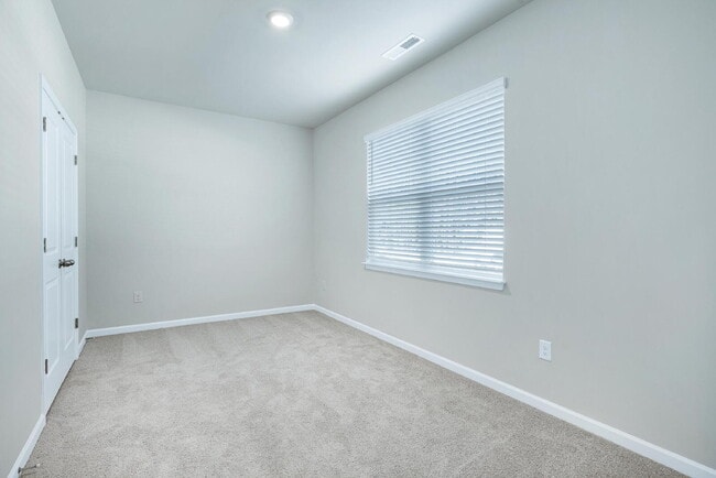Building Photo - 2229 Horton Pk Dr