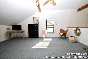 Building Photo - 912 NW Pebble Beach Dr