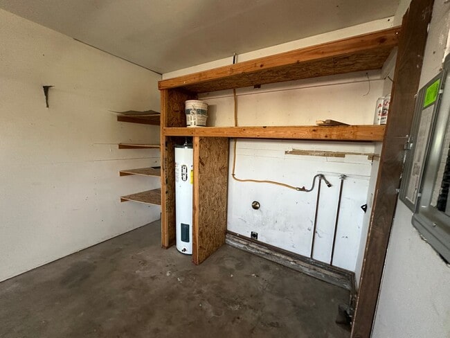 Building Photo - 6209 Onyx Ave