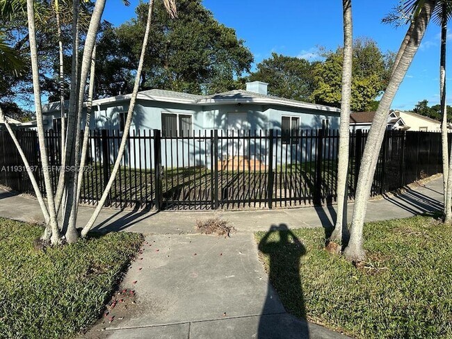 Building Photo - 1791 NW 45th St