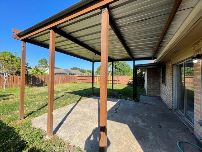 Building Photo - 11022 Concho St