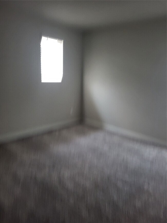 Building Photo - 5611 Madden Ln