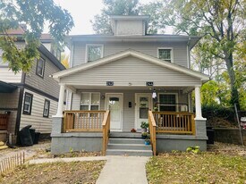 Building Photo - 242 N 8th St