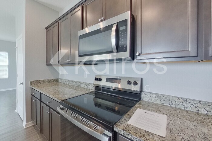 Building Photo - 30098 Fedora Cir