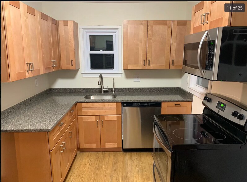 Building Photo - 11A Point Pleasant Rd