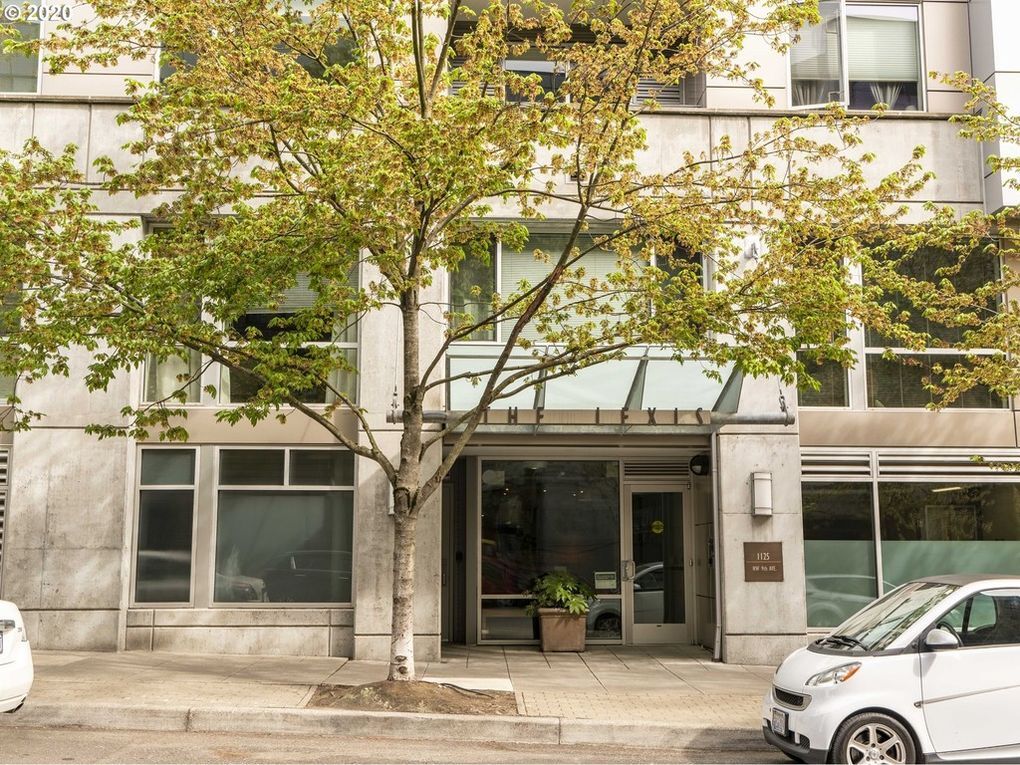Building Photo - 1125 NW 9th Ave
