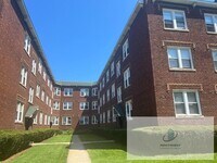 Building Photo - 4846 W Hutchinson St