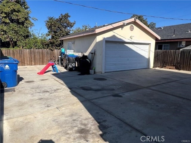 Building Photo - 1577 E 51st St