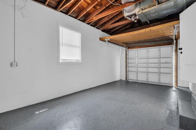 Building Photo - 4767 26th Ave N