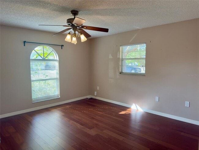 Building Photo - 5805 Helen Way