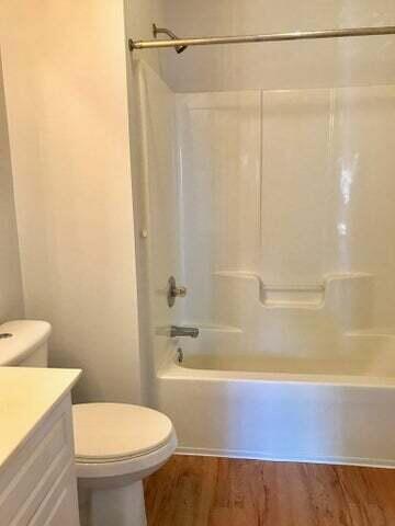 Building Photo - 302 Beech Ln
