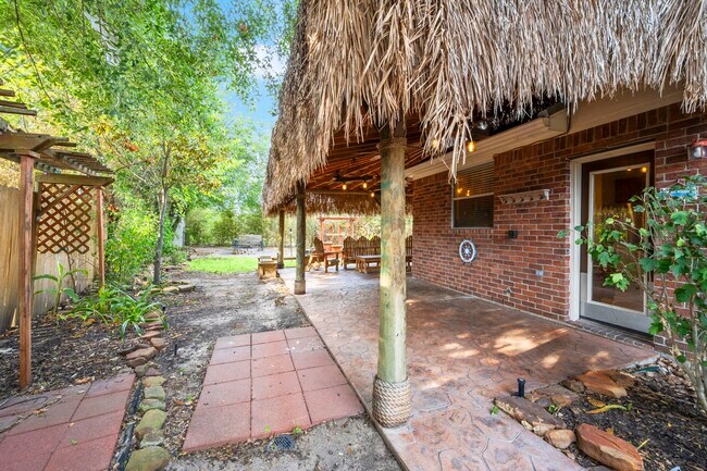 Building Photo - 17439 Memorial Mills Dr