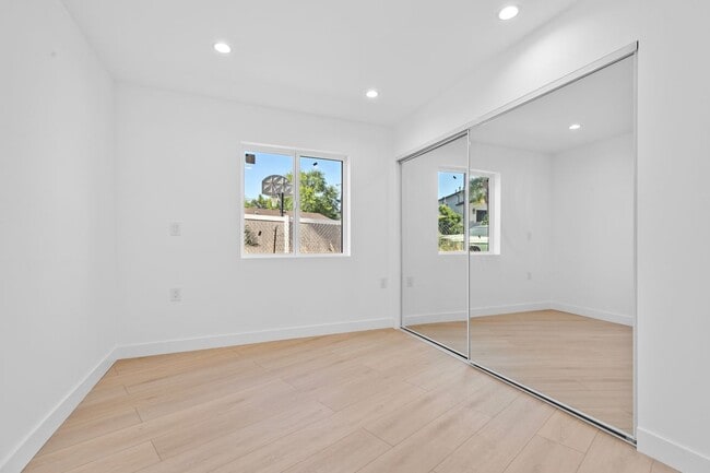 Building Photo - 10939 Christine Way