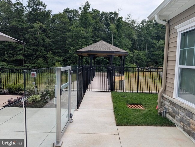 Building Photo - 2106 Donatello Dr