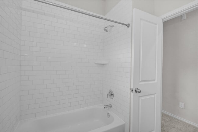 Building Photo - 10723 Lacaille Ln