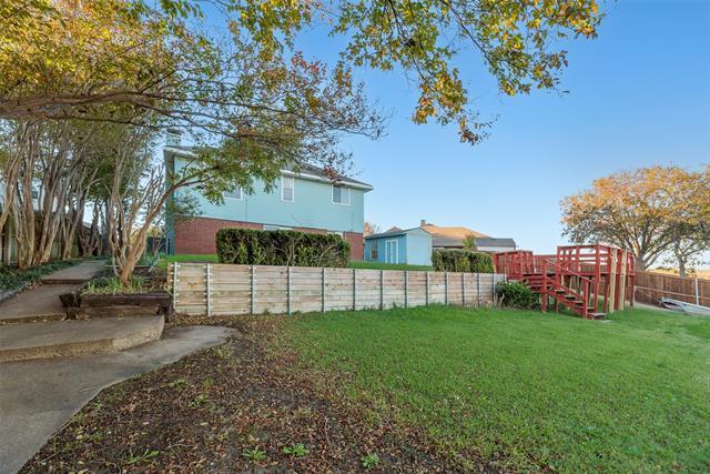 Building Photo - 1507 Lakeshore Dr