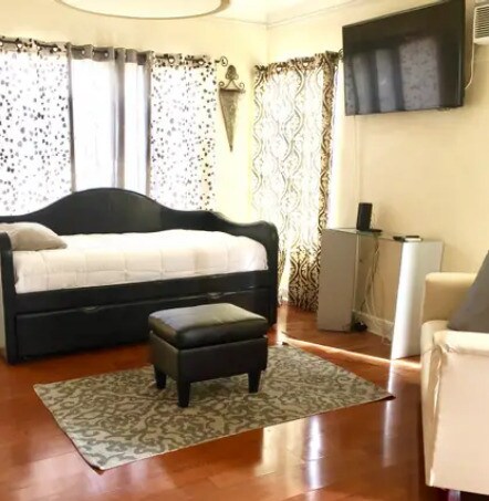 TwinXL Daybed - 1203 Gordon St