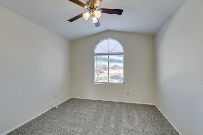 Building Photo - PARADISE VALLEY, 3 BDRM, 3 FULL BATH, 1 BDRM+FULL BATH DOWNSTAIRS, NO HOA