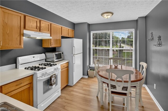 Building Photo - 1139 Lake Meadow Ln