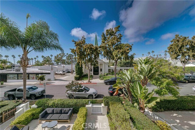 Building Photo - 608 Heliotrope Ave