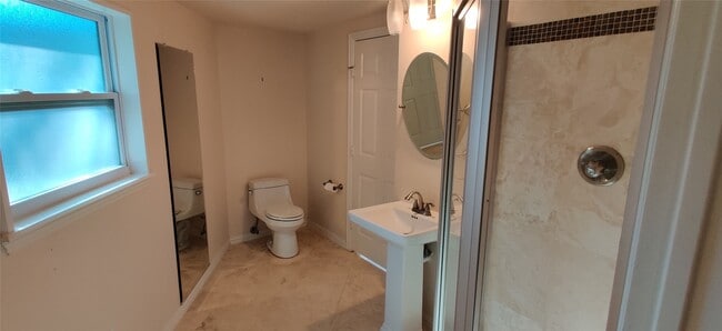 Building Photo - 7207 Raton St