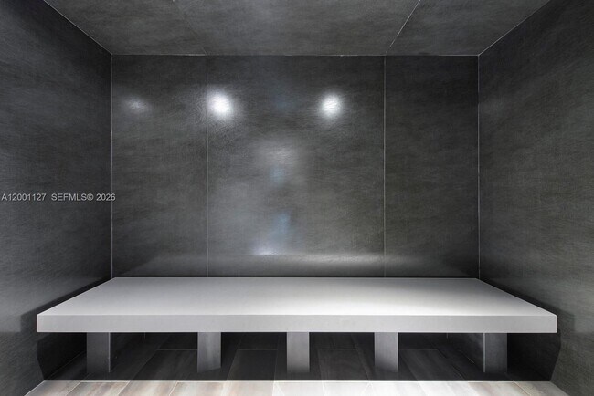 Building Photo - 300 Sunny Isles Blvd