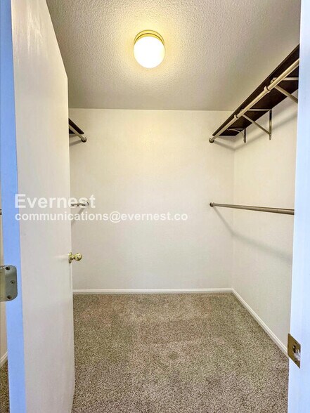 Building Photo - 10700 Kimblewyck Cir