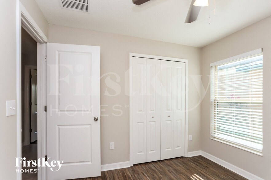 Building Photo - 7022 Ozello Trail Ave