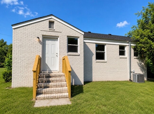 Building Photo - 3 bed, 1 bath duplex in Augusta, GA 30906