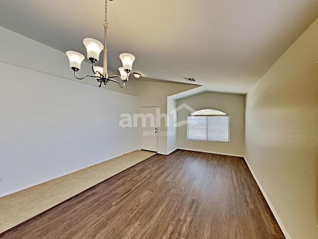 Building Photo - 3868 W Yellow Peak Dr