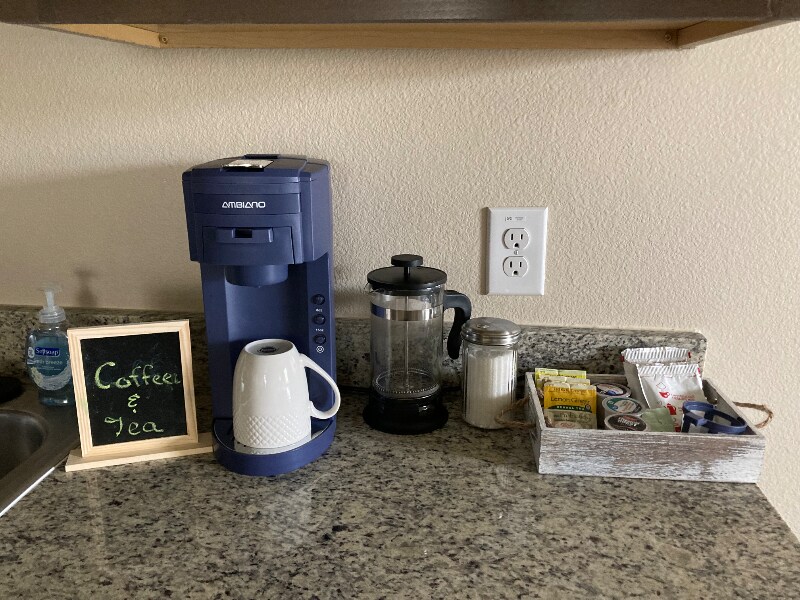 Building Photo - 1705 Clovis Dr