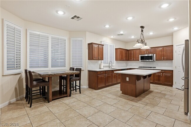 Building Photo - 9801 Turtle Walk Ave